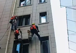 防坠器